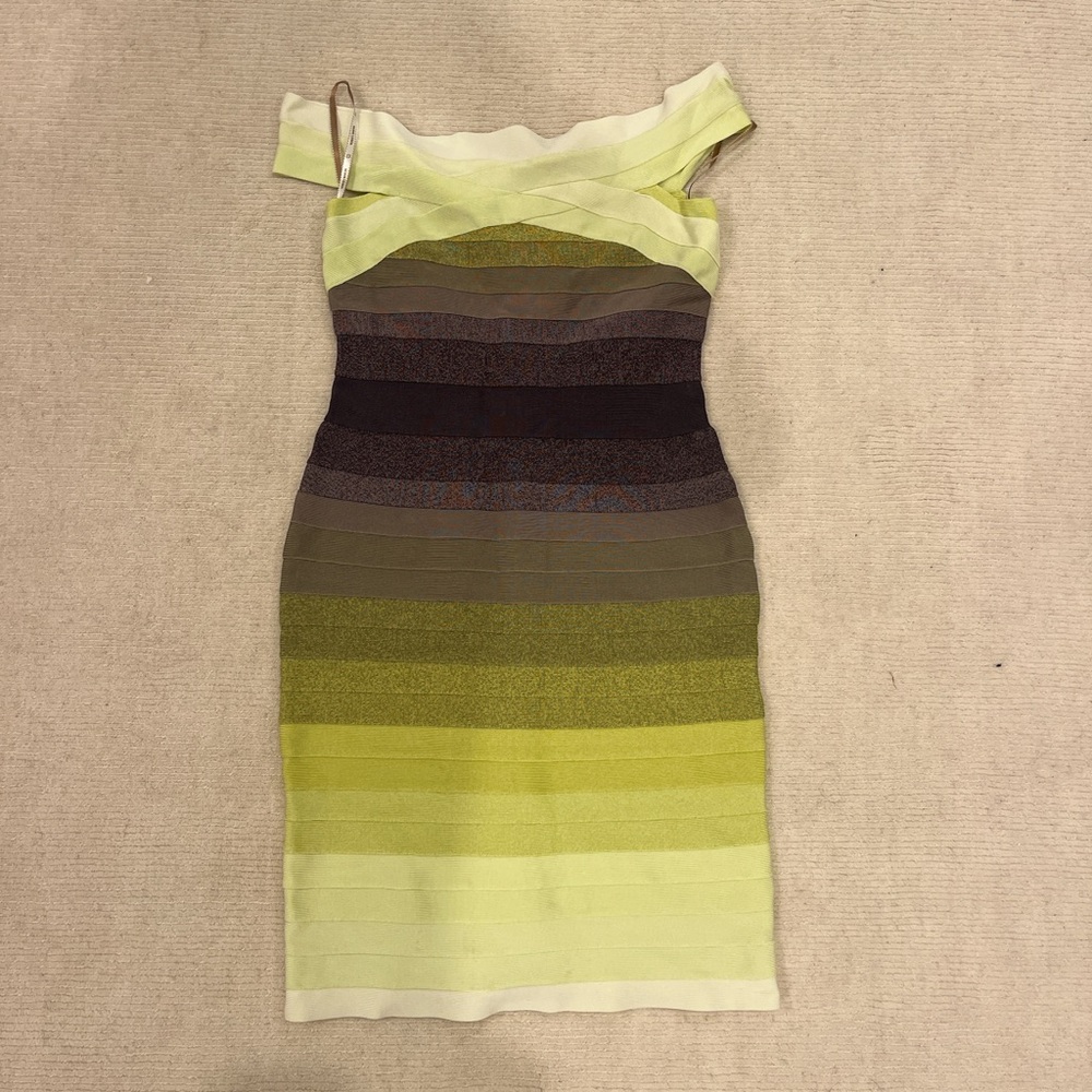 HERVE LEGER DRESS 💚🤎